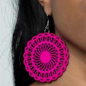 NWT Pink Island Sun Earrings